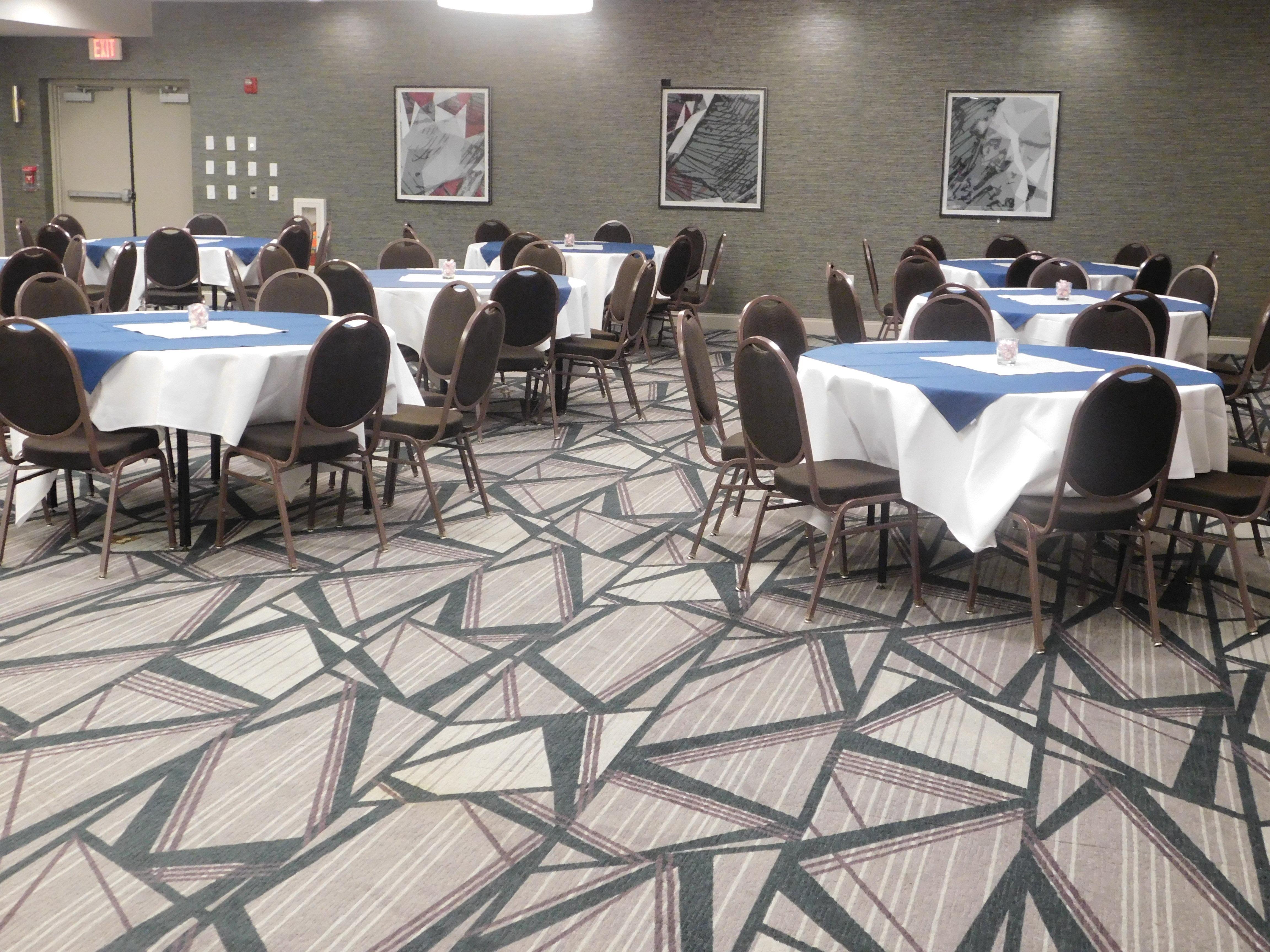 Holiday Inn Hotel & Suites Rochester - Marketplace By Ihg Exterior foto