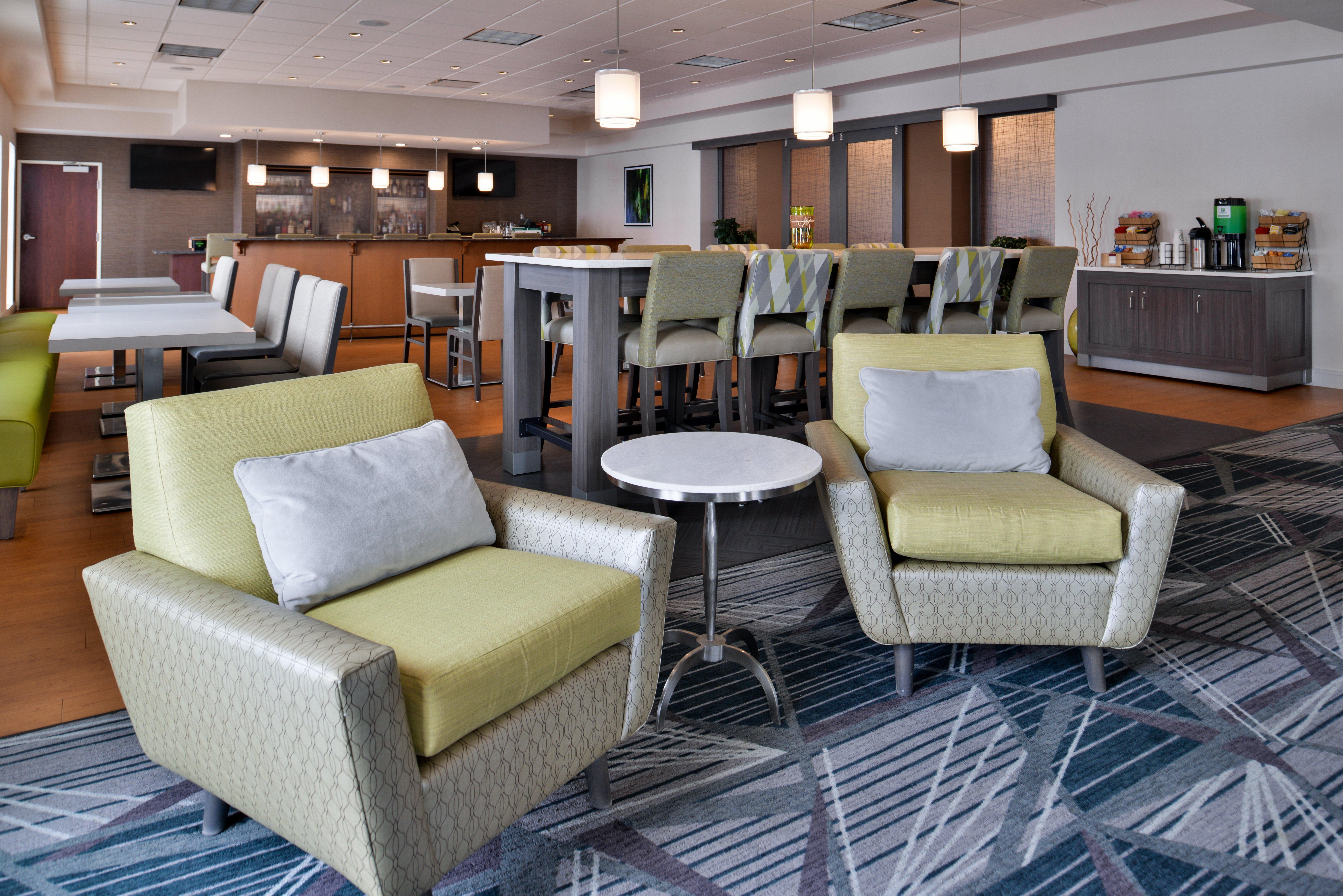 Holiday Inn Hotel & Suites Rochester - Marketplace By Ihg Exterior foto