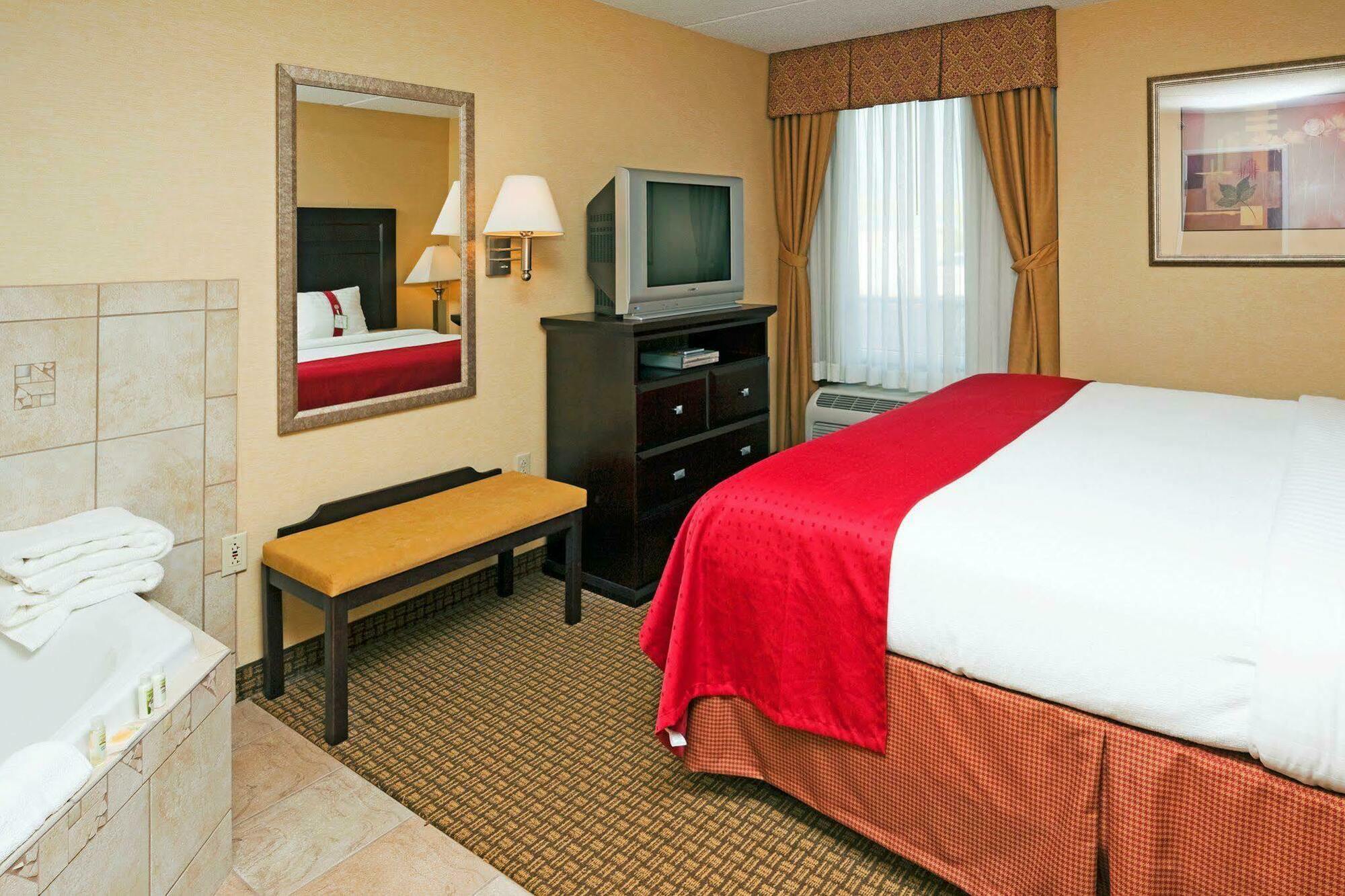 Holiday Inn Hotel & Suites Rochester - Marketplace By Ihg Zimmer foto