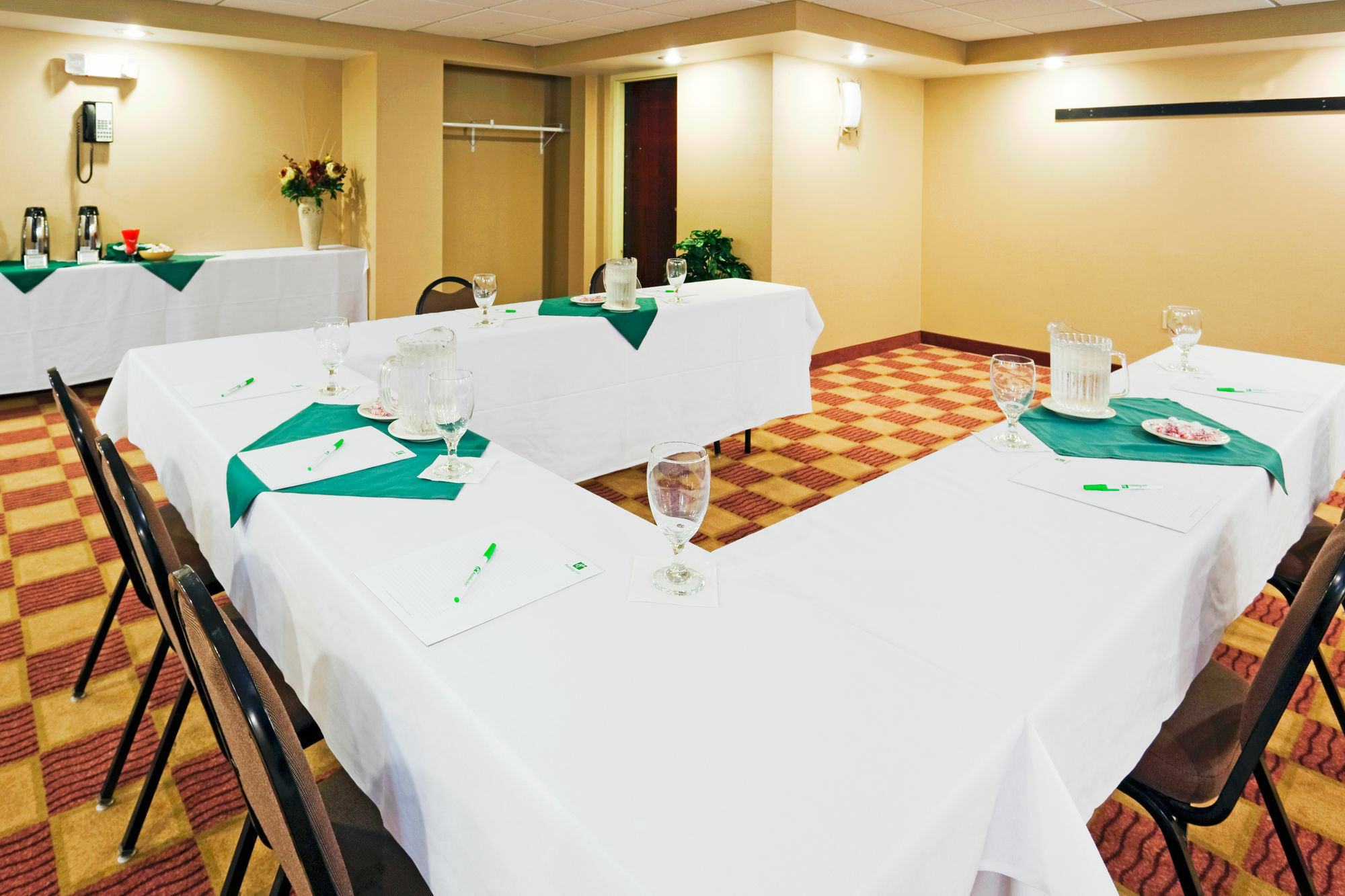 Holiday Inn Hotel & Suites Rochester - Marketplace By Ihg Exterior foto